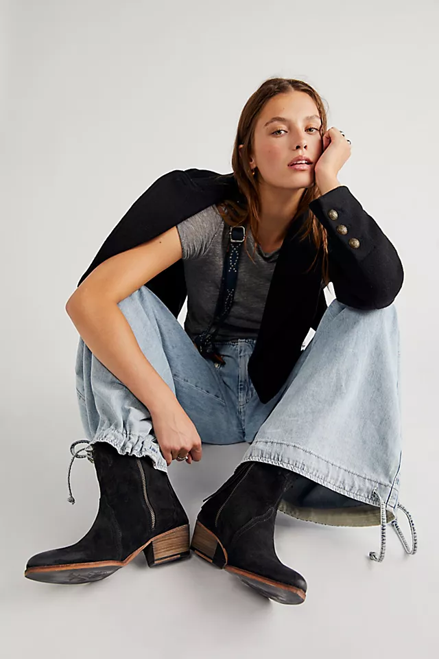 New Frontier Western Boot Black Suede