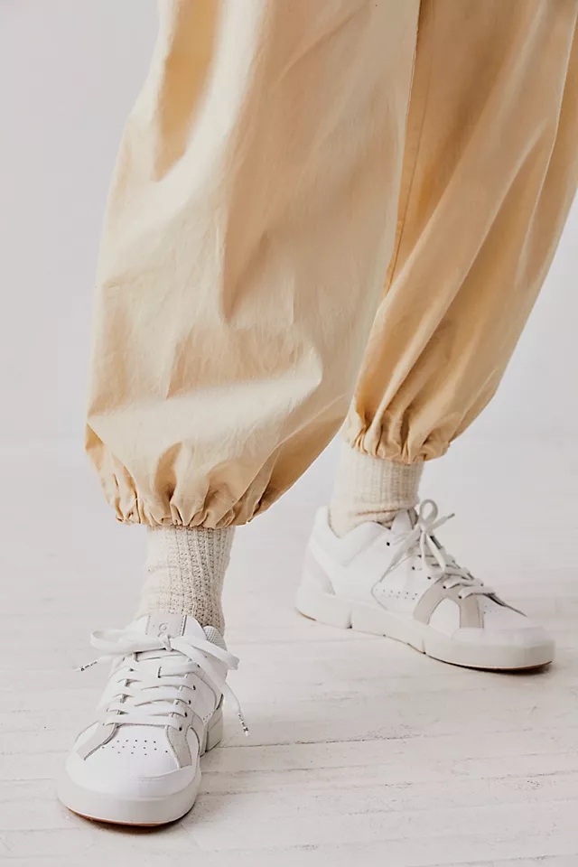 The Roger Clubhouse Tennis Sneakers White / Sand