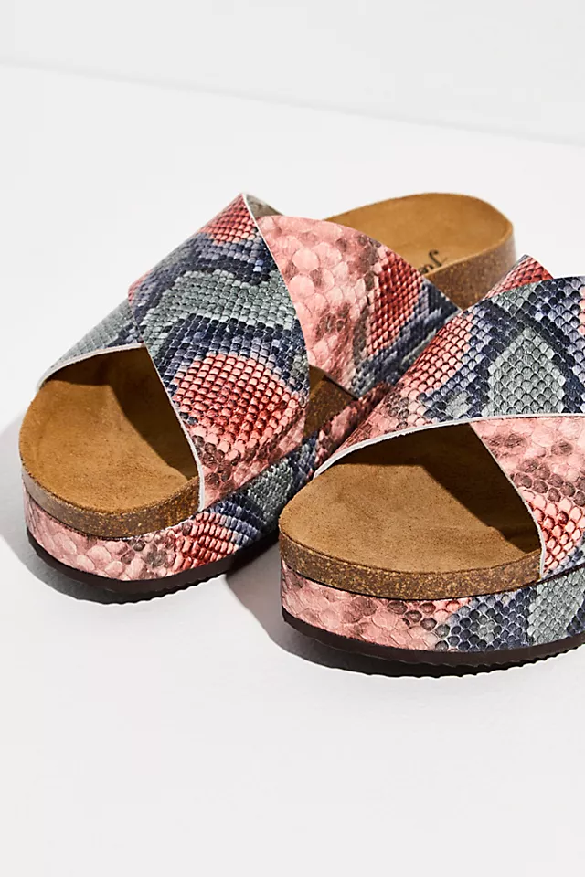 Sidelines Flatform Sandals Candy Snake