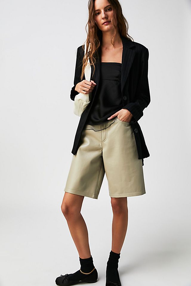 AGOLDE Recycled Leather Low-Rise Shorts Toast