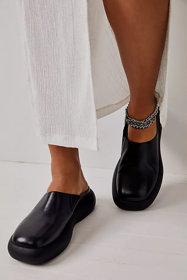 Vagabond Janick Mules Black