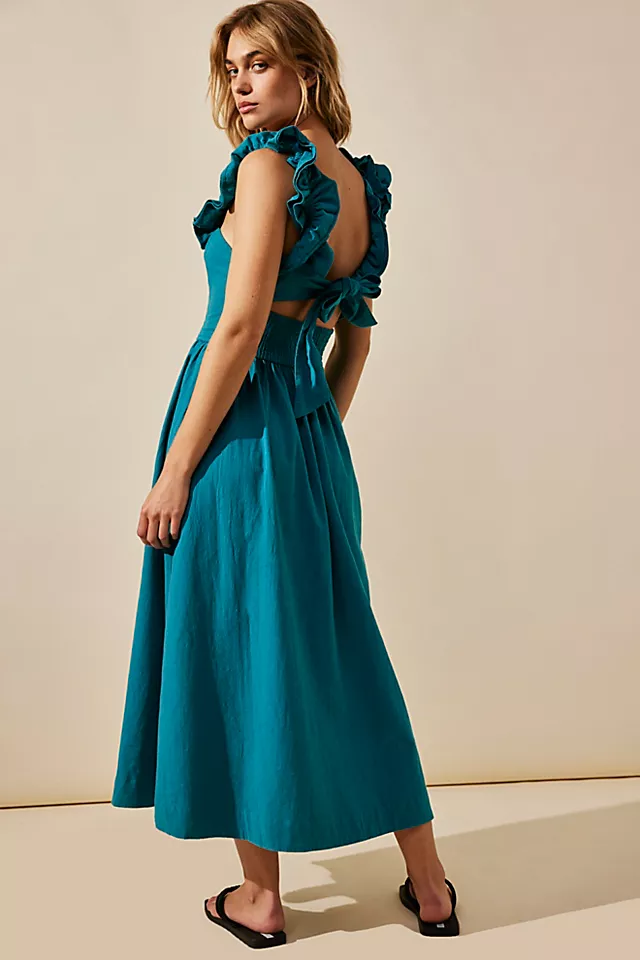 Ruffle It Up Midi Shore House