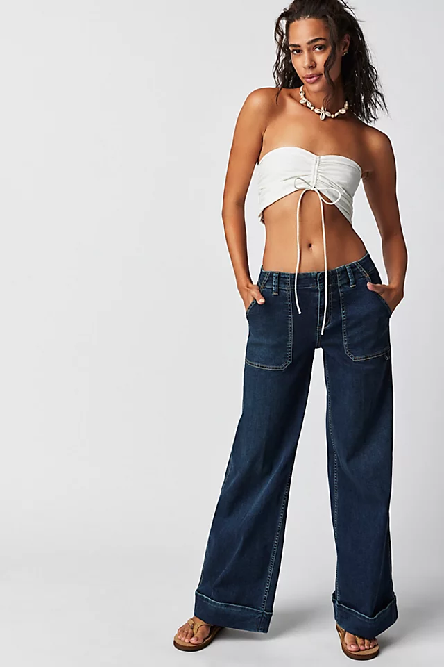 CRVY Bombshell Mid-Rise Cuffed Jeans Show Stopper