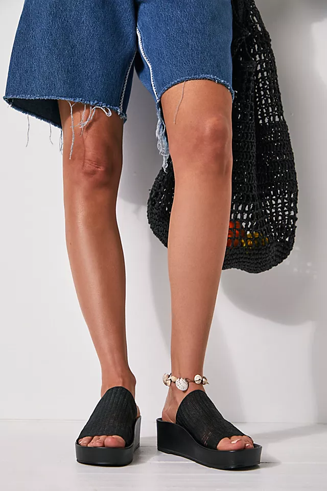 Irina Flatform Sandals Black