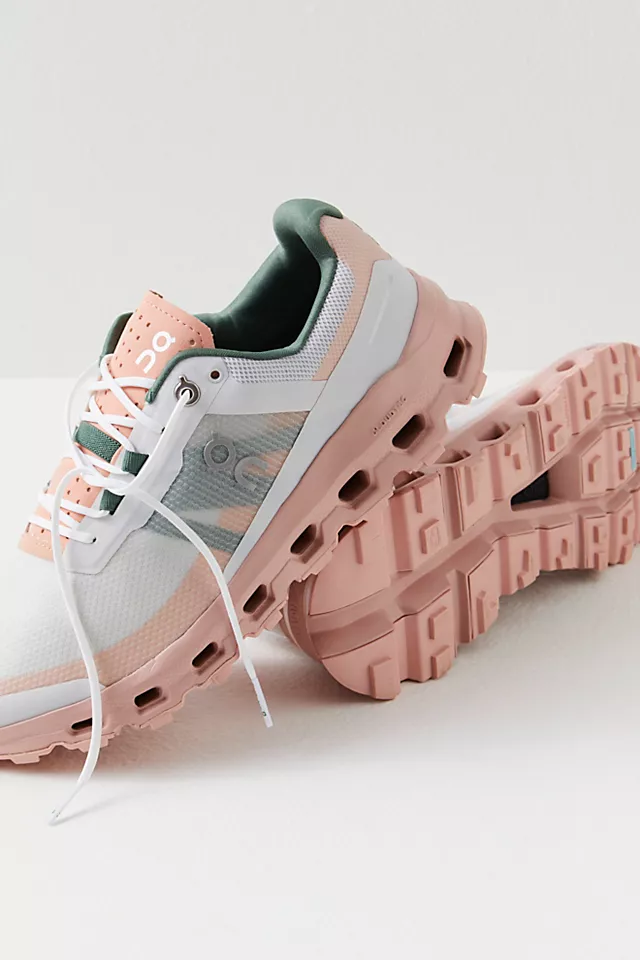 On Cloudvista Sneakers Frost / Rose