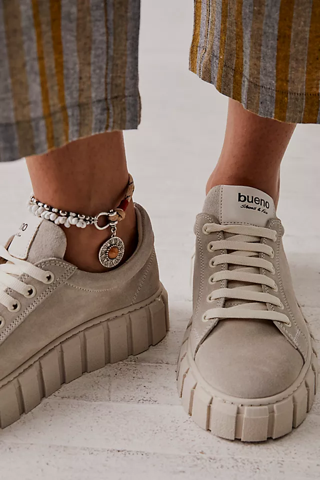 Talia Sneakers Fawn Suede