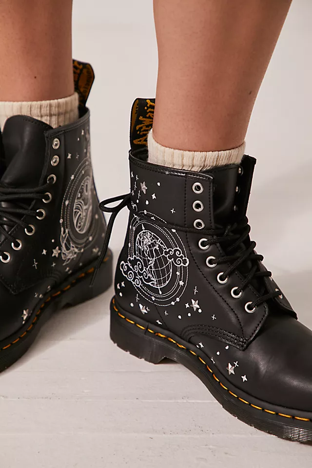 1460 Cosmic Lace Up Boots Black