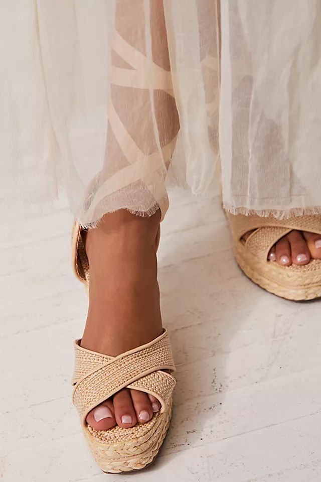 Vaughn Wedges Natural