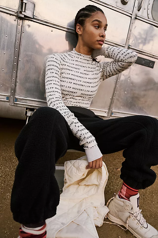 High Jump Logo Long-Sleeve White Combo