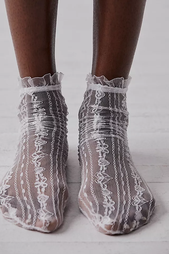Sweet Frills Socks White