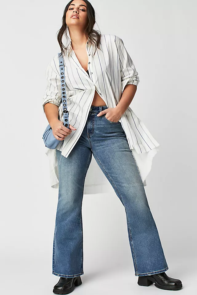 CRVY Vintage High-Rise Flare Jeans Burn Book