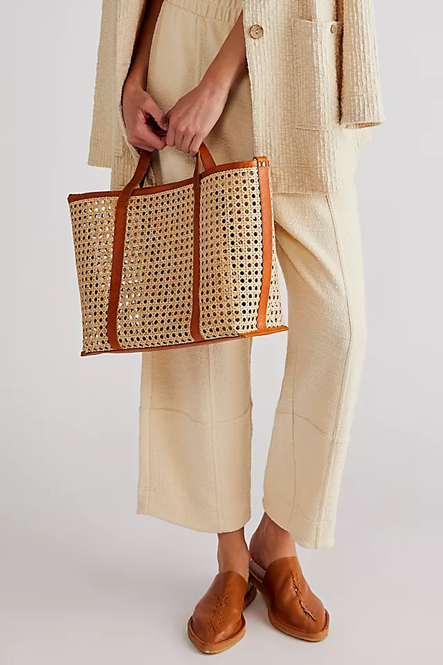 Nova Flat Vintage Tan