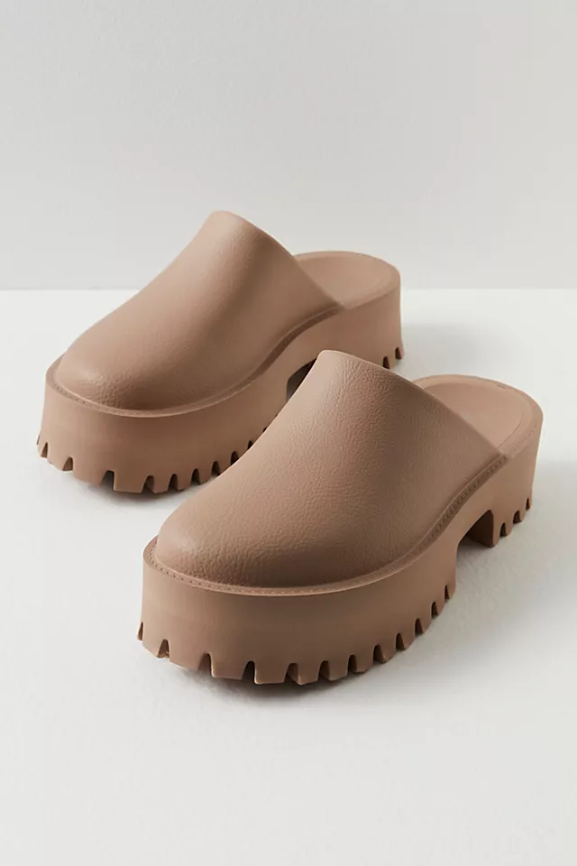 Bae Platform Mules Taupe