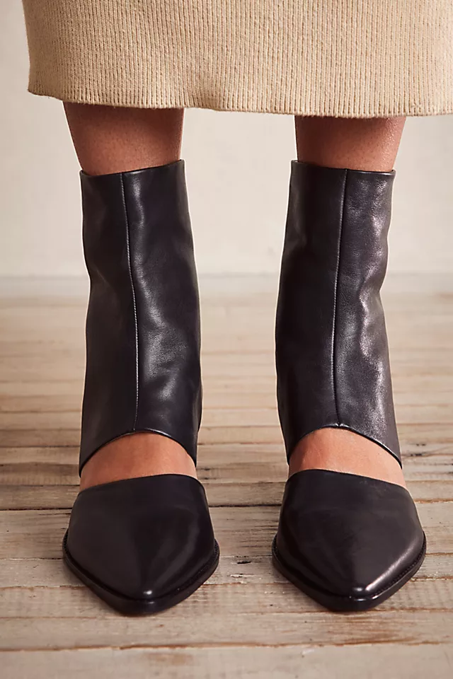 Emelie Ankle Boots Black
