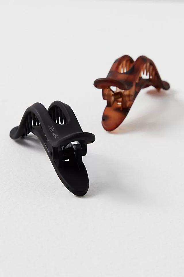 Kitsch Flat Lay Curved Claw Clips Black Brown