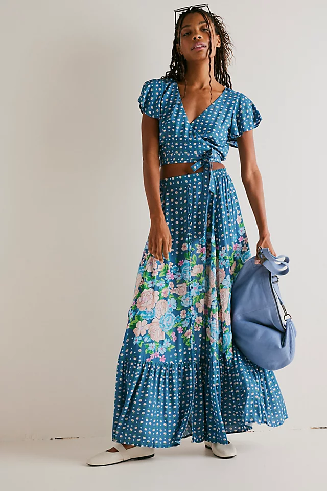 Spell Yellow Rose Set Cornflower Blue