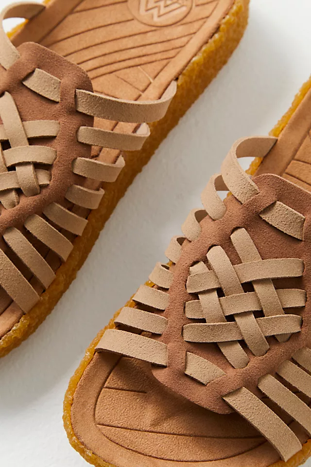 Vegan Cove Slip On Sandals Beige / Walnut / Tan