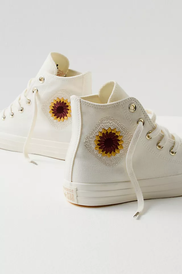 Chuck Taylor All Star Sunflower Hi Top Sneakers Egret / Light Gold