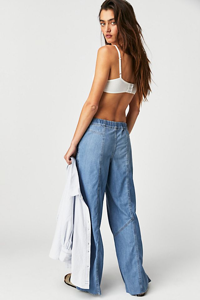 Easy Street Pull-On Jeans Dallas Blue