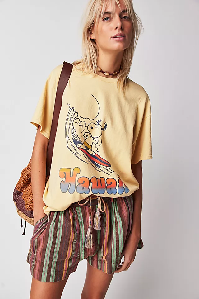 Junk Food Snoopy Hawaii Tee Vegas Gold