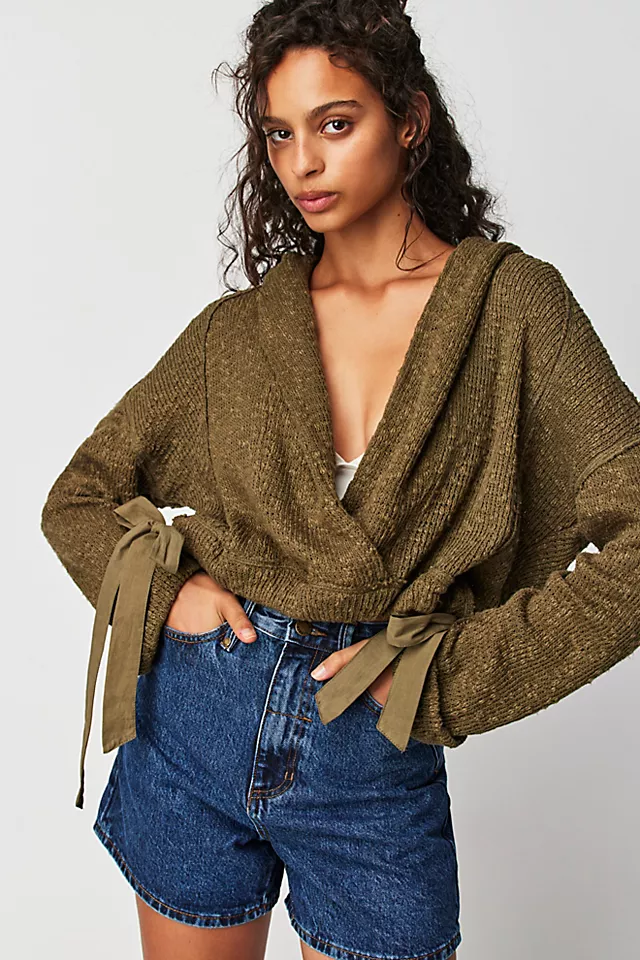 Chill Side Hoodie Sealion