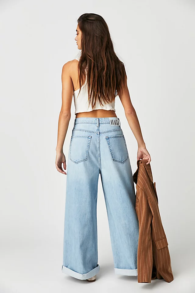 MOTHER Snacks! High-Rise Push-Pop Cuff Crop Jeans Just A Nibble