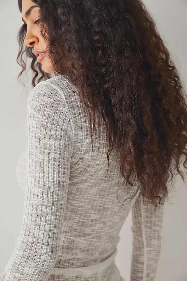 Aura Layering Top White