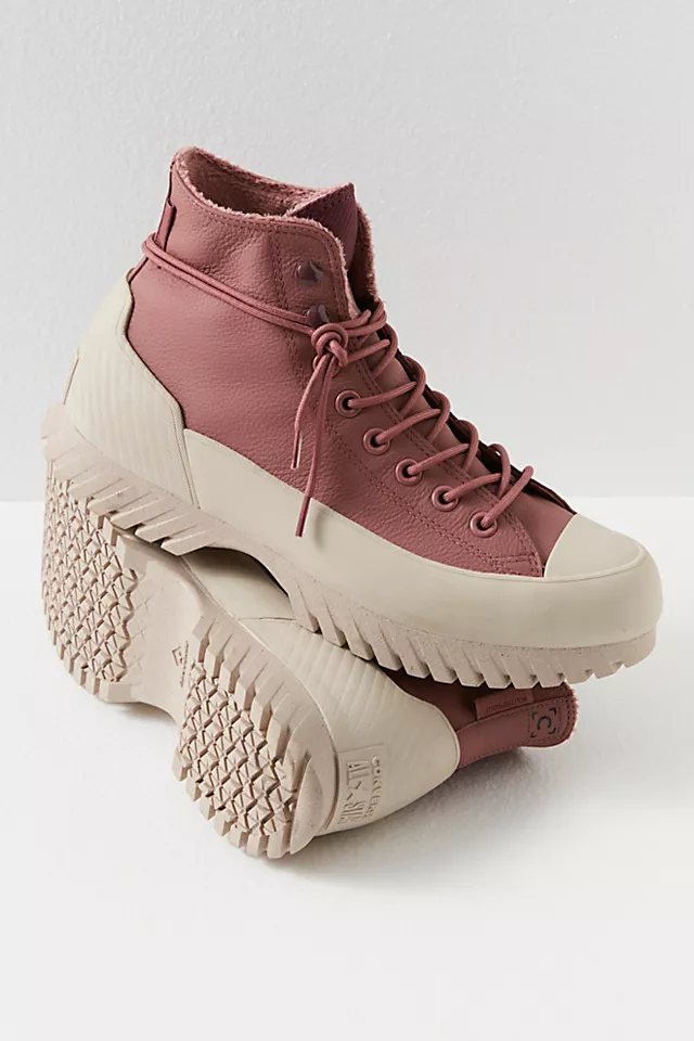 Chuck Taylor All Star Lugged Winter 2.0 Hi Top Sneakers Saddle / Dark Wine / Papyrus