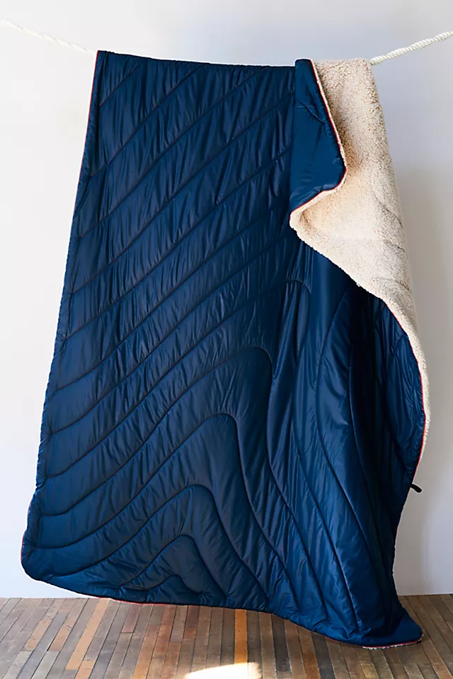 RUMPL Sherpa Puffy Blanket Deepwater