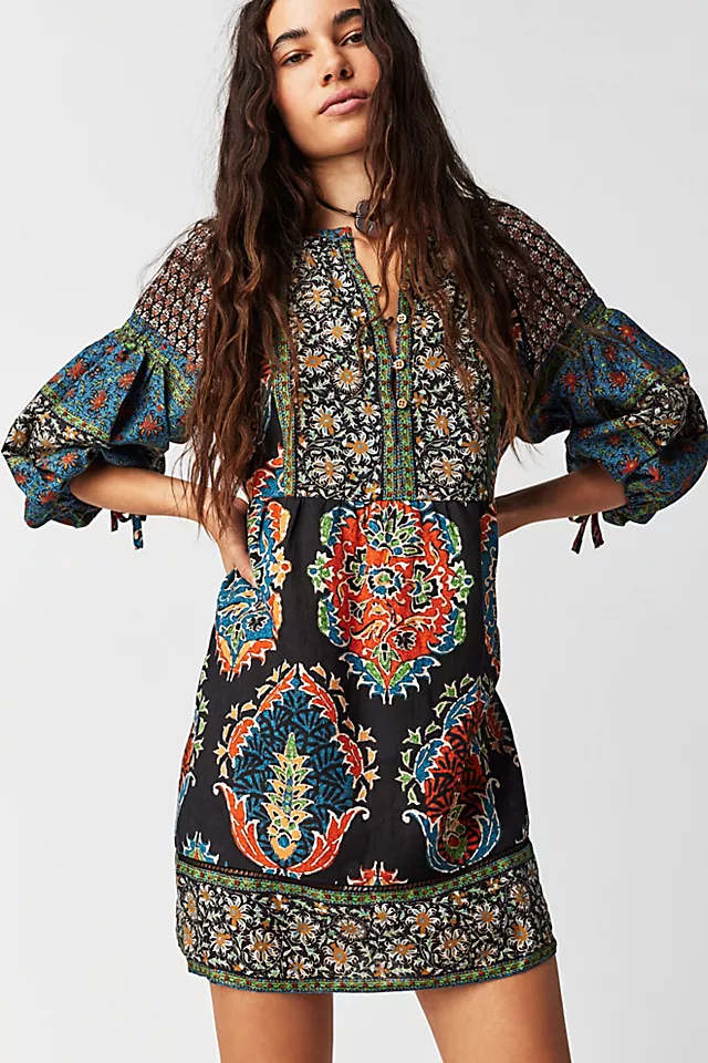 BOTEH Rhea Mini Smock Dress Noir