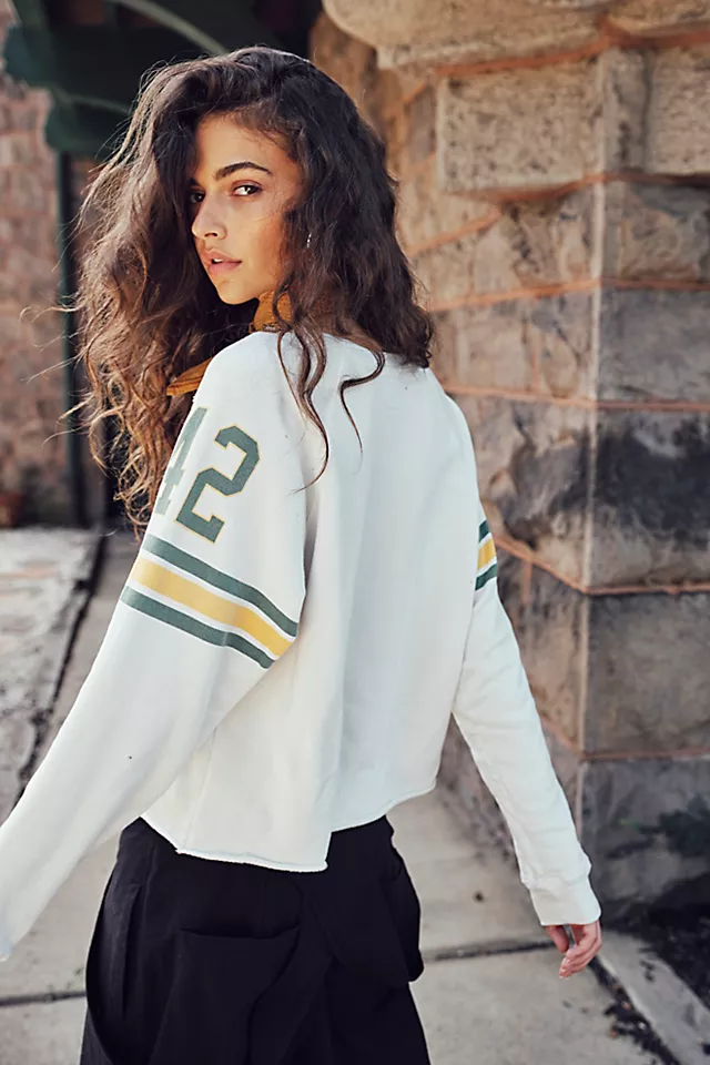 Retro Sport Sweatshirt Vintage White