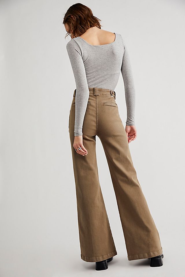 MOTHER The Elbow Grease Roller Sneak Pants Capers