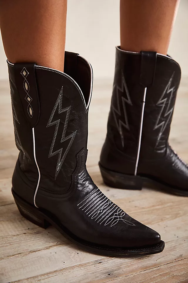 Lightning Strikes Western Boots Black / White