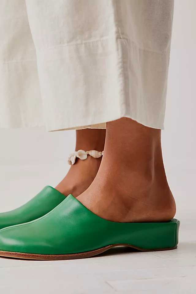 Autumn Shift Clogs Grass