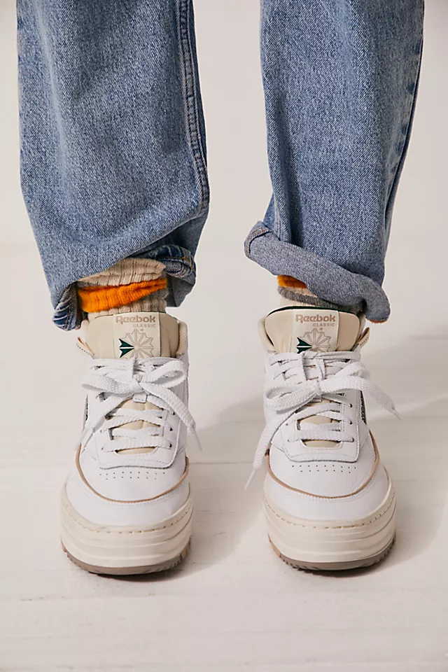 Reebok Club C Double Geo Mid Sneakers Chalk / Dark Green