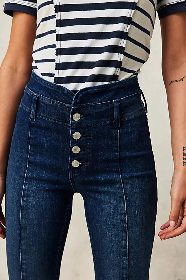 After Dark Mid-Rise Flare Jeans Lilibet