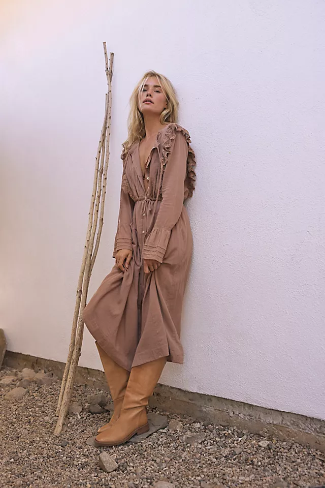 Making Memories Midi Dress Camel
