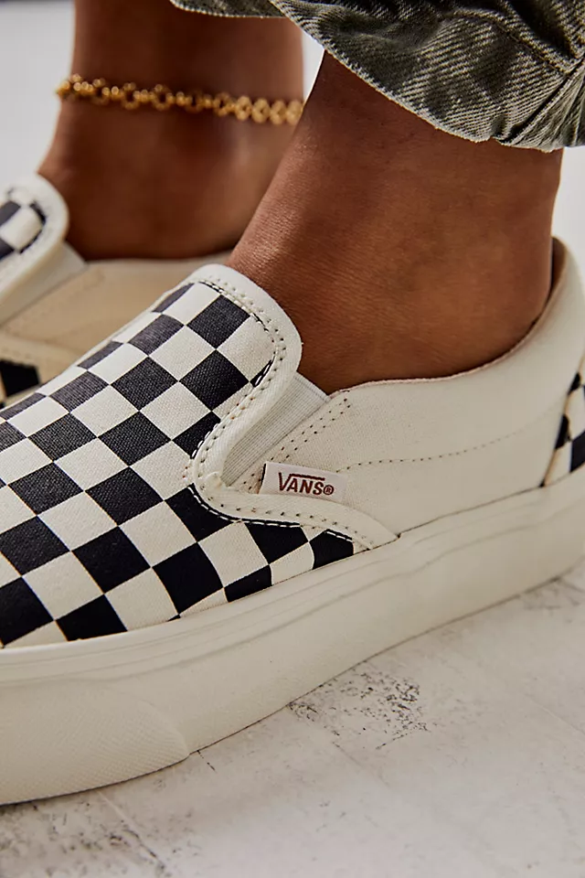 Vans Platform Checkered Slip-On Sneakers Checkerboard Black / Marshmallow