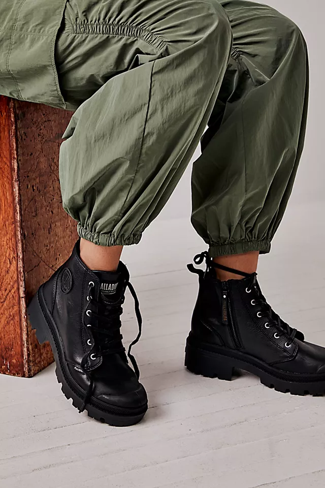 Pallabase Leather Boots