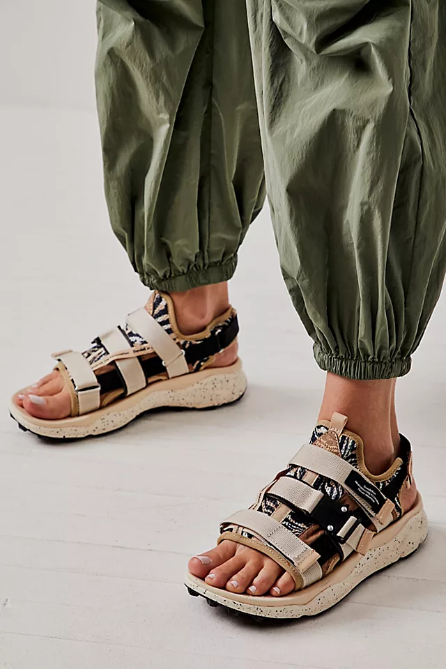 Transcend Sport Sandals Nylon Beige