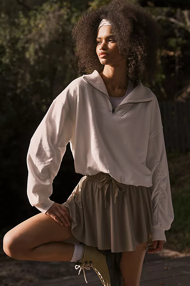 Valley Girl Sweat White