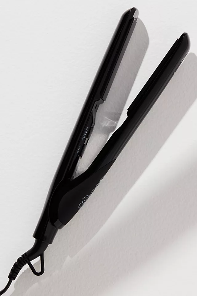 Bombshell Straight Iron One