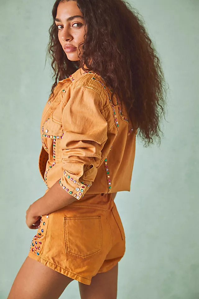 Understated Leather Elvis Shorts Rust With Studs