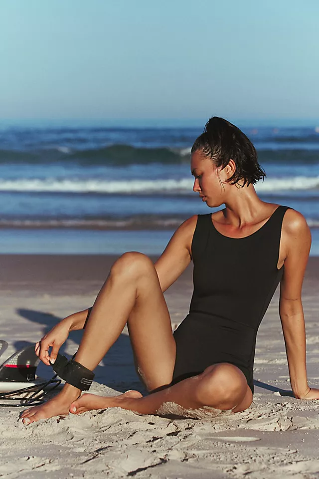 Seea Lido Solid One-Piece Black