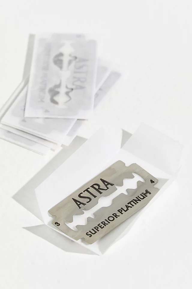 Well Kept Safety Razor Blades One