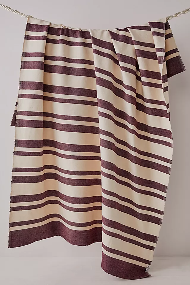 B Yoga The Practice Blanket Beetroot