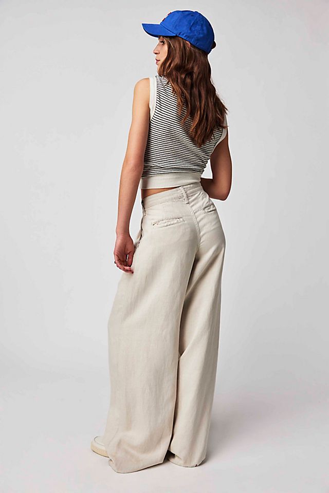 MOTHER High-Waisted Pouty Prep Heel Pants White Smoke