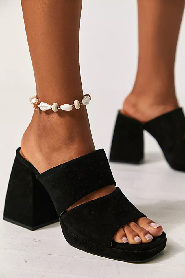Love Is Everywhere Platform Sandals Black