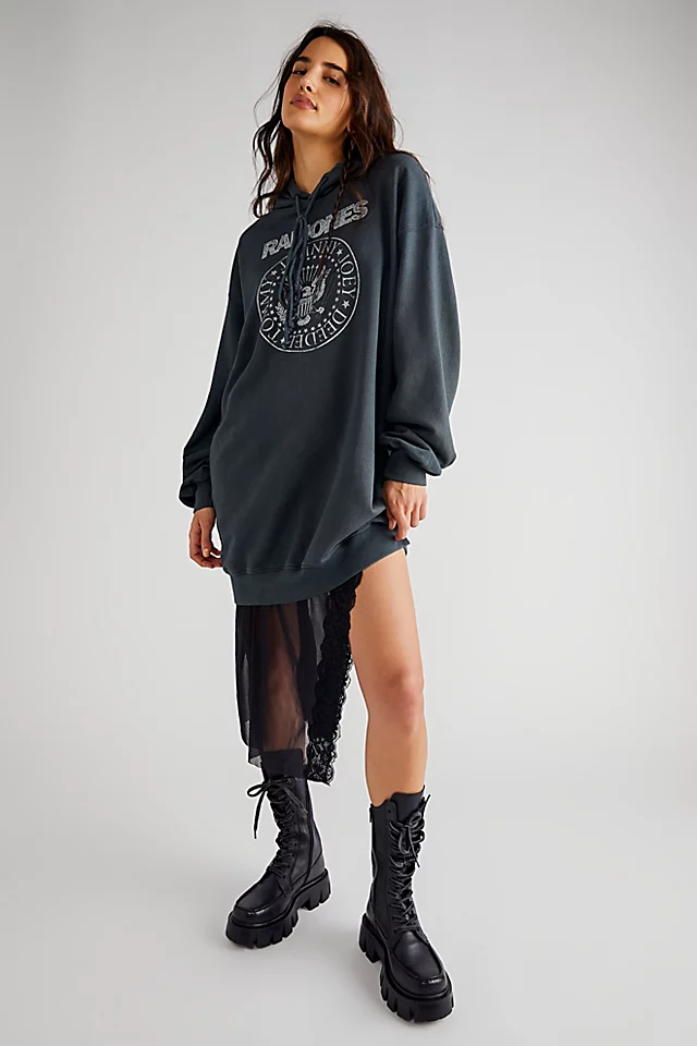 Ramones Crest Hoodie Vintage Black