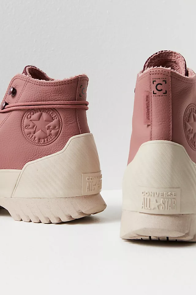 Chuck Taylor All Star Lugged Winter 2.0 Hi Top Sneakers Saddle / Dark Wine / Papyrus